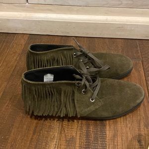 Suede low boots 🥾